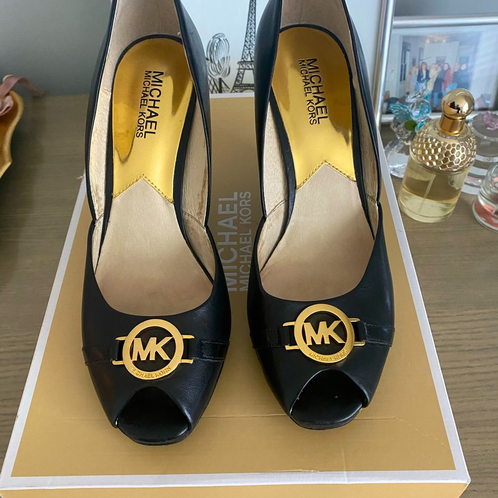 Michael Kors 3 1/2 inch wedge with peep toe